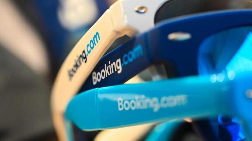 Eté 2023 : Boom des arnaques aux factures de commissions Booking.com à prévoir !